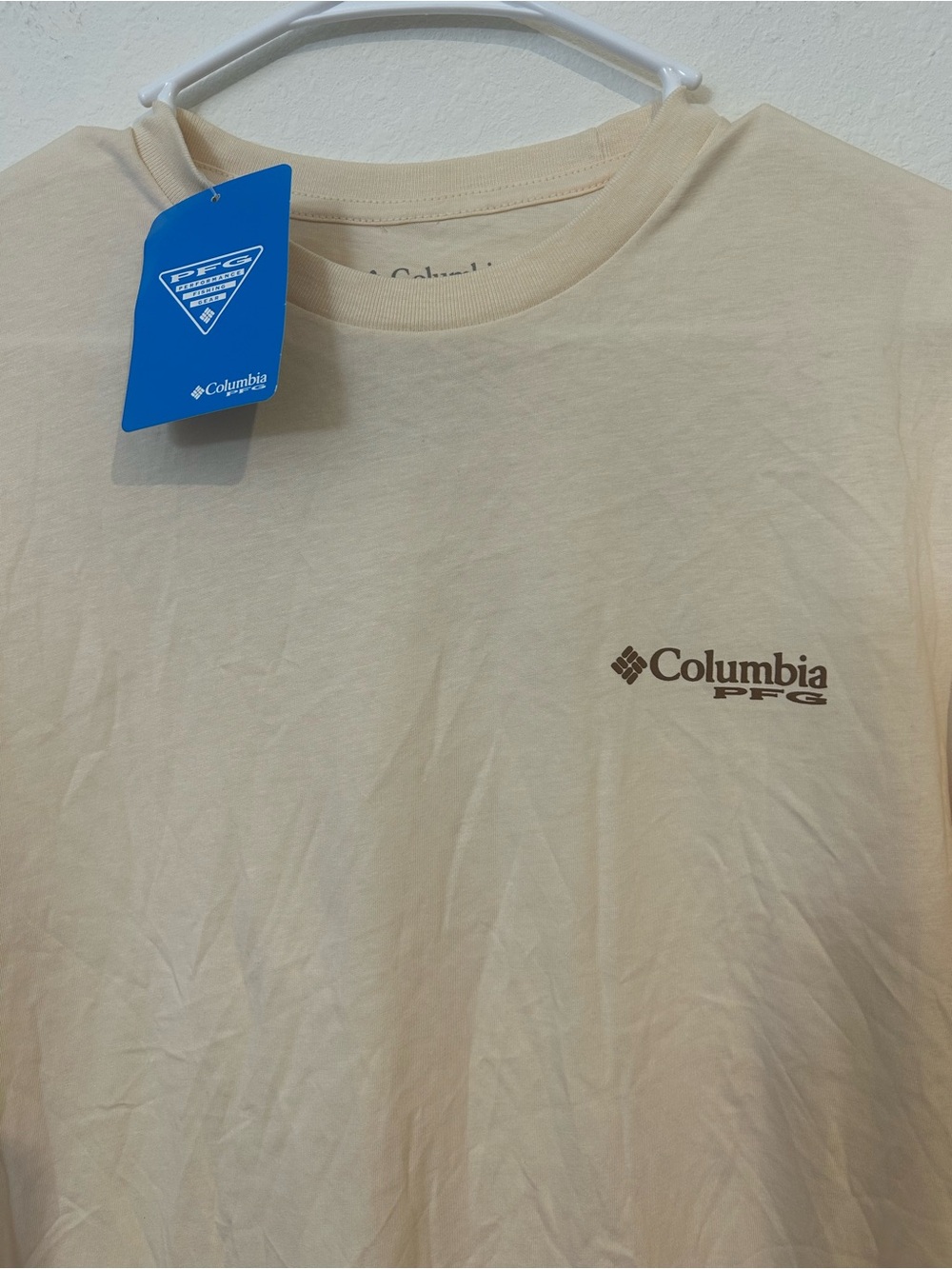 Columbia Men's Short-Sleeve T-Shirt in Light Beige